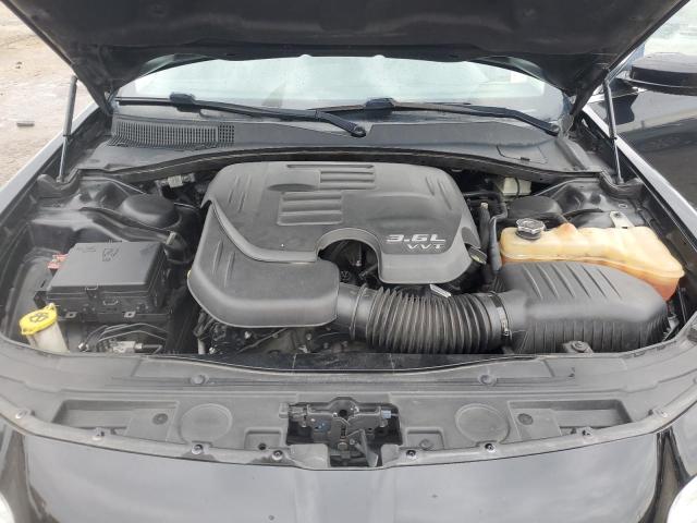 Photo 11 from auction – 2016 CHRYSLER 300 LIMITE with VIN 2C3CCAAGXGH161410