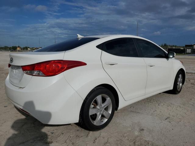Photo 3 from auction – 2013 HYUNDAI ELANTRA GL with VIN 5NPDH4AE0DH218959