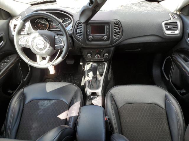 Photo 8 from auction – 2017 JEEP COMPASS LA with VIN 3C4NJDBB5HT672109