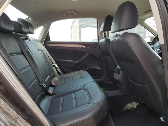 Photo 10 from auction – 2015 VOLKSWAGEN PASSAT S with VIN 1VWAT7A33FC054040