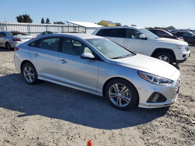 Photo 4 from auction – 2019 HYUNDAI SONATA LIM with VIN 5NPE34AF7KH818032