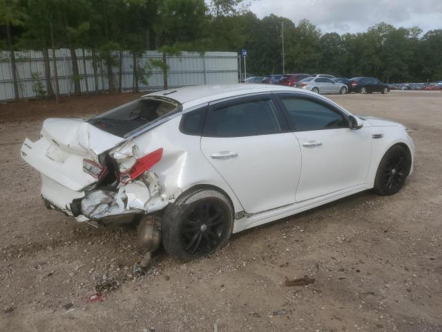 Photo 3 from auction – 2017 KIA OPTIMA LX with VIN 5XXGT4L35HG153647