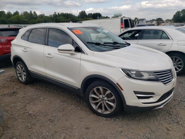 Photo 4 from auction – 2017 LINCOLN MKC SELECT with VIN 5LMCJ2D95HUL13850