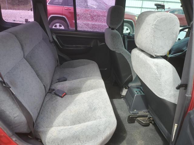 Photo 11 from auction – 1997 GEO TRACKER with VIN 2CNBJ1360V6921298