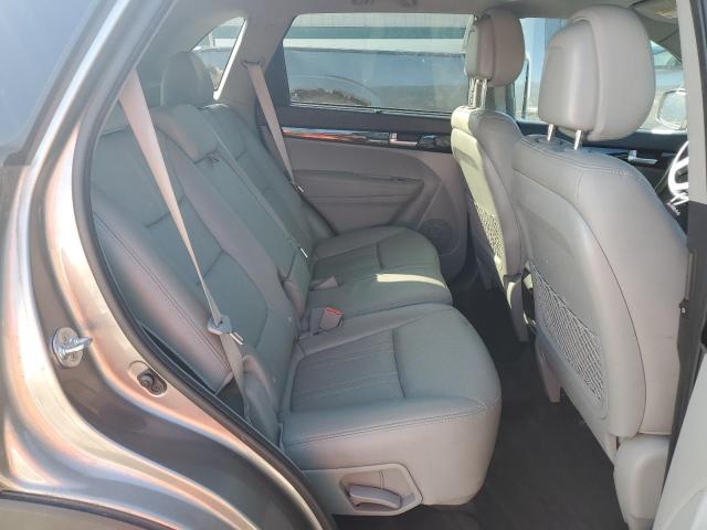Photo 11 from auction – 2015 KIA SORENTO LX with VIN 5XYKTCA60FG633640