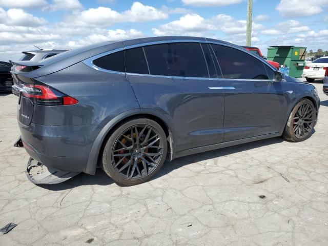Photo 3 from auction – 2016 TESLA MODEL X with VIN 5YJXCBE45GF000519