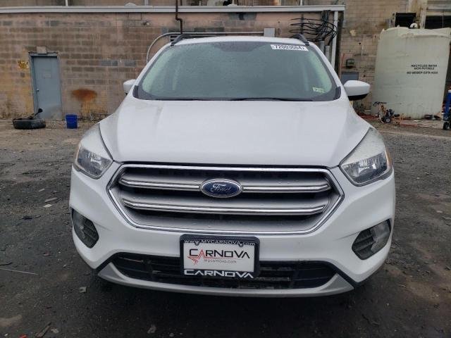 Photo 5 from auction – 2018 FORD ESCAPE SE with VIN 1FMCU9GD1JUB74843