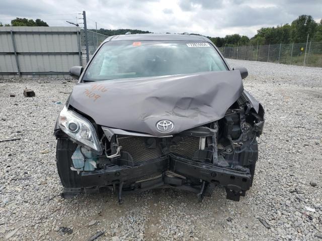 Photo 5 from auction – 2016 TOYOTA SIENNA XLE with VIN 5TDYK3DC4GS727409