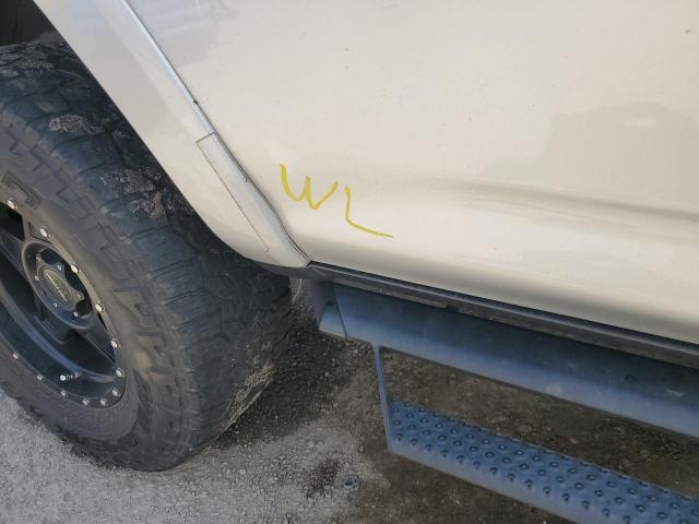 Photo 13 from auction – 2018 TOYOTA 4RUNNER SR with VIN JTEBU5JR7J5538489