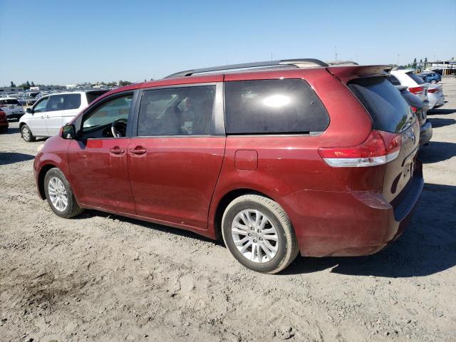 Photo 2 from auction – 2013 TOYOTA SIENNA XLE with VIN 5TDYK3DC7DS358945