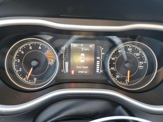 Photo 9 from auction – 2018 JEEP CHEROKEE L with VIN 1C4PJMLX0JD604279