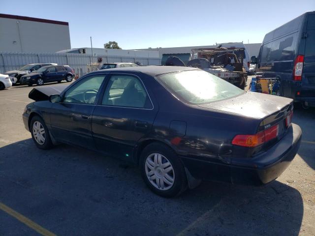 Photo 2 from auction – 2000 TOYOTA CAMRY CE with VIN 4T1BG22K6YU653012