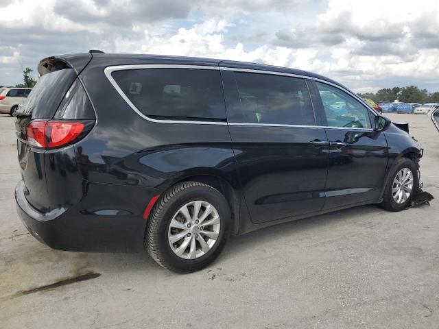 Photo 3 from auction – 2018 CHRYSLER PACIFICA T with VIN 2C4RC1FG9JR257450