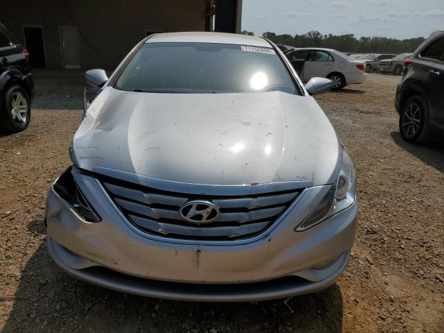 Photo 5 from auction – 2011 HYUNDAI SONATA SE with VIN 5NPEC4AC0BH199750