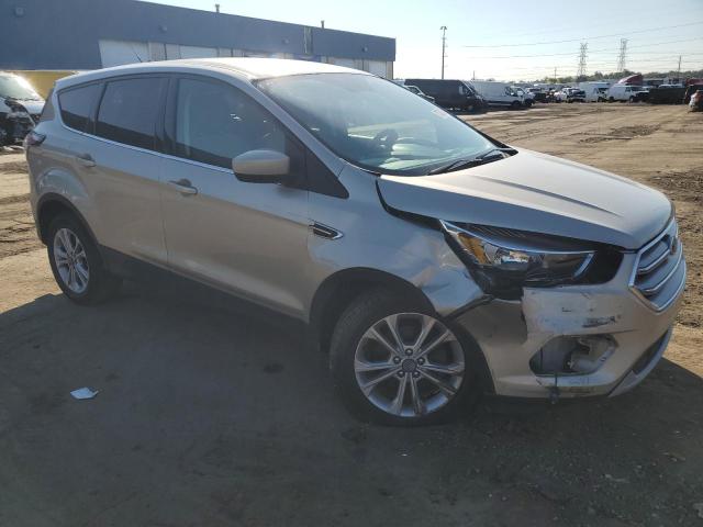 Foto 4 de la subasta – 2017 FORD ESCAPE SE con VIN 1FMCU0GD2HUC48258