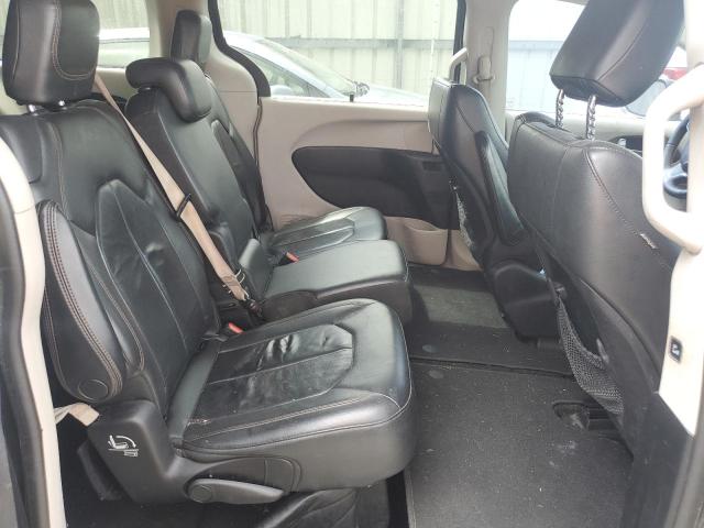 Photo 11 from auction – 2017 CHRYSLER PACIFICA T with VIN 2C4RC1BG6HR505685