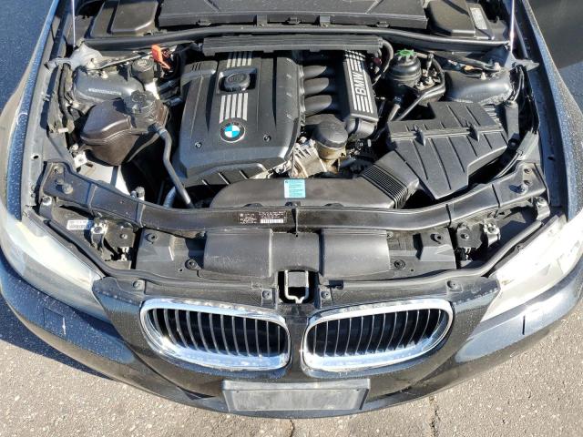 Photo 11 from auction – 2010 BMW 328 XI with VIN WBAPK7C57AA462721