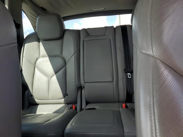 Photo 10 from auction – 2013 PORSCHE CAYENNE with VIN WP1AA2A23DLA10795