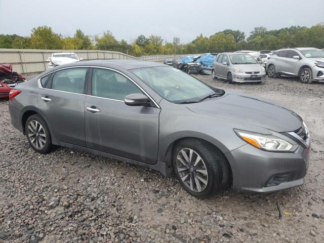 Photo 4 from auction – 2017 NISSAN ALTIMA 2.5 with VIN 1N4AL3AP3HC198856