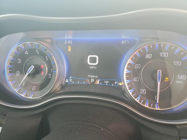 Photo 9 from auction – 2017 CHRYSLER 300 LIMITE with VIN 2C3CCAAG2HH540192