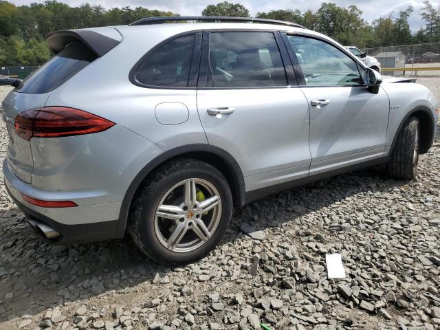 Photo 3 from auction – 2016 PORSCHE CAYENNE SE with VIN WP1AE2A26GLA64374