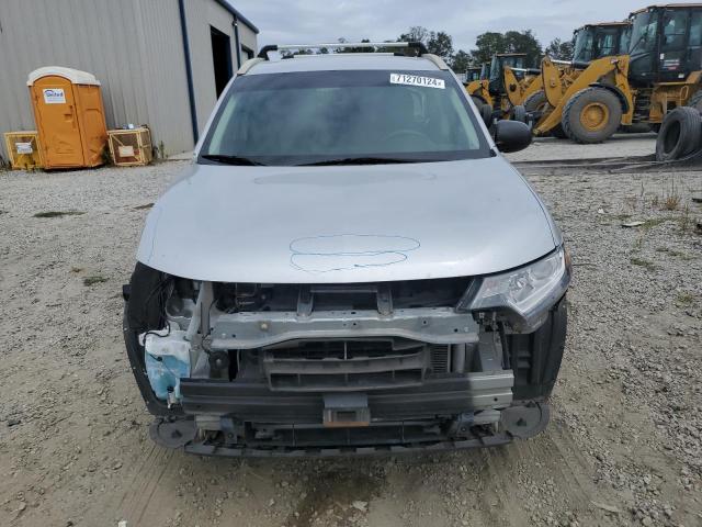 Photo 5 from auction – 2018 MITSUBISHI OUTLANDER with VIN JA4AD2A31JZ053097