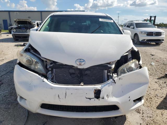 Photo 5 from auction – 2014 TOYOTA SIENNA LE with VIN 5TDKK3DC5ES424111