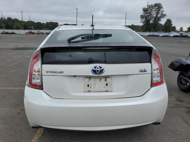 Photo 6 from auction – 2013 TOYOTA PRIUS with VIN JTDKN3DU0D5557105