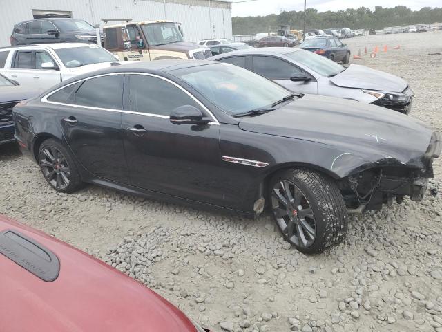 Photo 4 from auction – 2017 JAGUAR XJ with VIN SAJWJ1CD0H8W05341