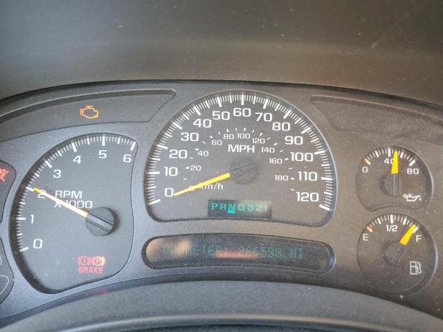 Photo 9 from auction – 2005 GMC NEW SIERRA with VIN 2GTEK13T451139281
