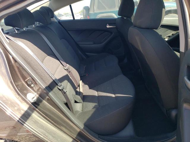 Photo 10 from auction – 2017 KIA FORTE LX with VIN 3KPFK4A78HE100986