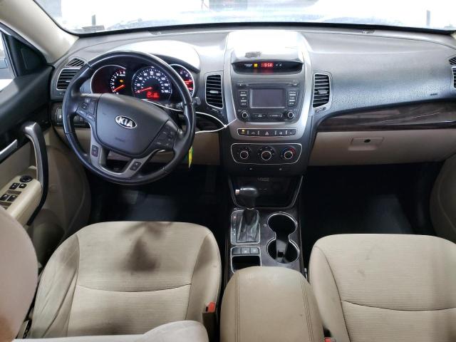 Photo 8 from auction – 2015 KIA SORENTO LX with VIN 5XYKTCA62FG597434