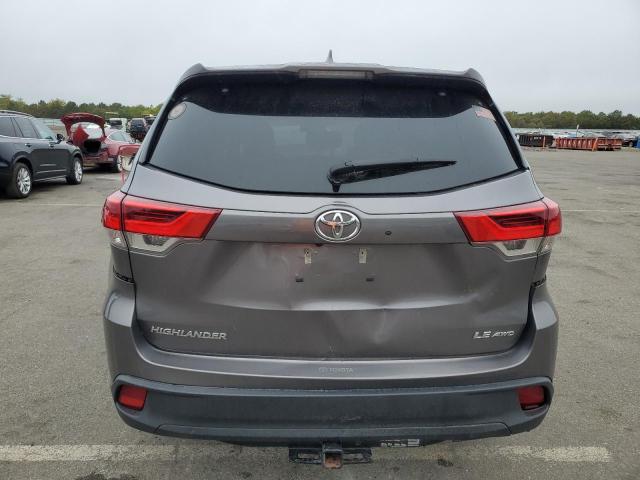 Photo 6 from auction – 2018 TOYOTA HIGHLANDER with VIN 5TDBZRFH8JS905083