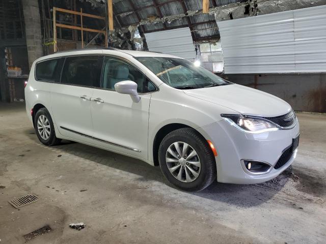 Photo 4 from auction – 2017 CHRYSLER PACIFICA T with VIN 2C4RC1BG3HR598312