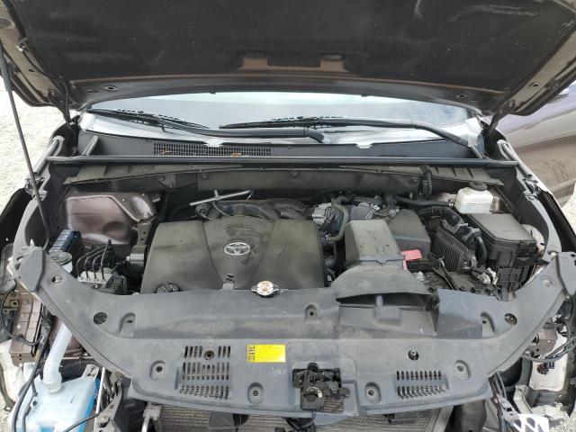 Photo 12 from auction – 2019 TOYOTA HIGHLANDER with VIN 5TDJZRFH9KS939479
