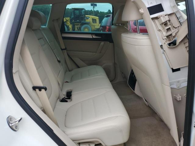 Photo 11 from auction – 2012 VOLKSWAGEN TOUAREG V6 with VIN WVGFF9BP2CD004731