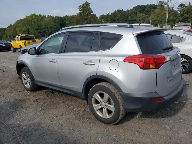 Photo 2 from auction – 2013 TOYOTA RAV4 XLE with VIN JTMRFREV2DD039170