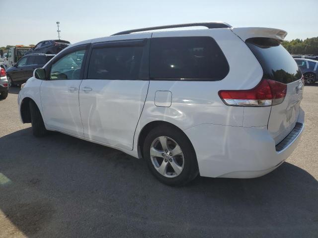 Photo 2 from auction – 2011 TOYOTA SIENNA LE with VIN 5TDKK3DC0BS120695