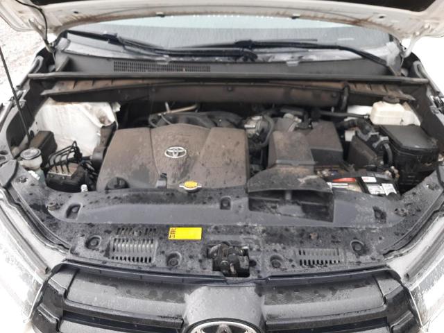 Photo 12 from auction – 2017 TOYOTA HIGHLANDER with VIN 5TDKZRFH9HS197310