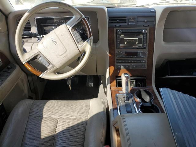 Photo 8 from auction – 2013 LINCOLN NAVIGATOR with VIN 5LMJJ2H58DEL04482