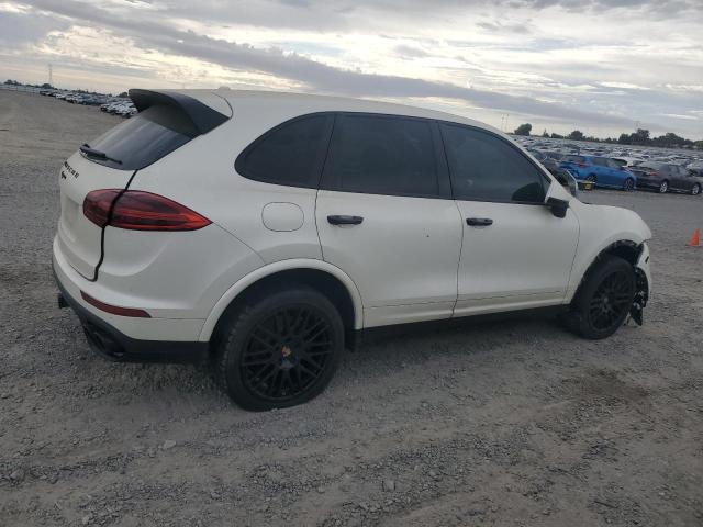 Photo 3 from auction – 2017 PORSCHE CAYENNE with VIN WP1AA2A26HKA80352