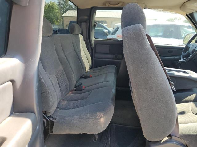 Photo 10 from auction – 2004 CHEVROLET SILVERADO with VIN 2GCEK19T141315256