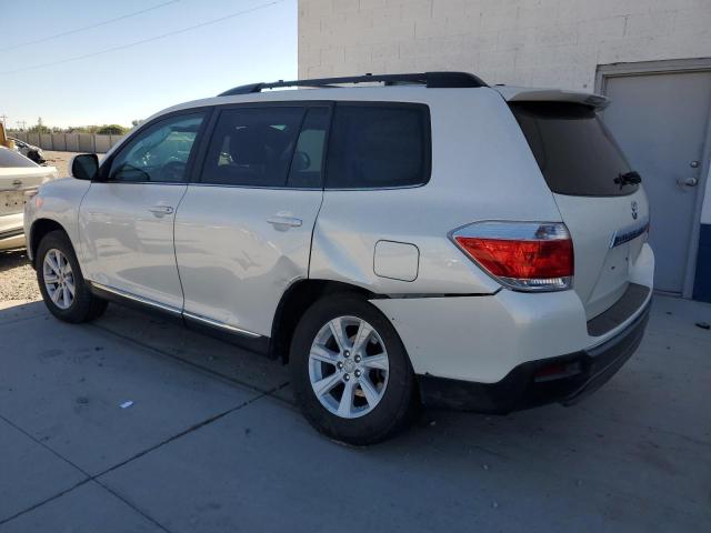 Photo 2 from auction – 2012 TOYOTA HIGHLANDER with VIN 5TDBK3EH9CS156932