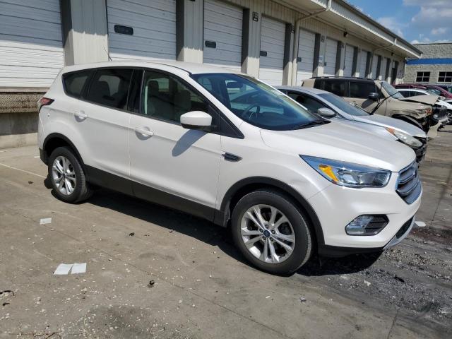 Photo 4 from auction – 2017 FORD ESCAPE SE with VIN 1FMCU0GD1HUC46548
