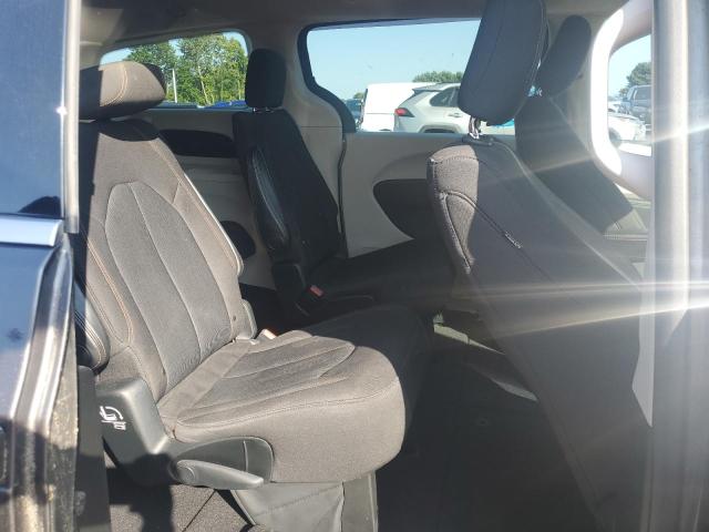 Photo 11 from auction – 2017 CHRYSLER PACIFICA T with VIN 2C4RC1DG6HR703003
