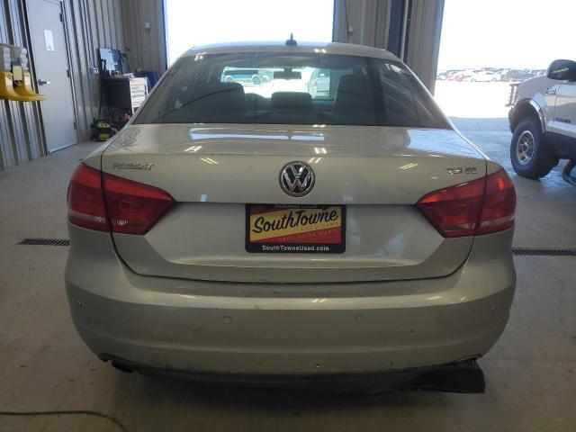 Photo 6 from auction – 2014 VOLKSWAGEN PASSAT SE with VIN 1VWBT7A32EC072872