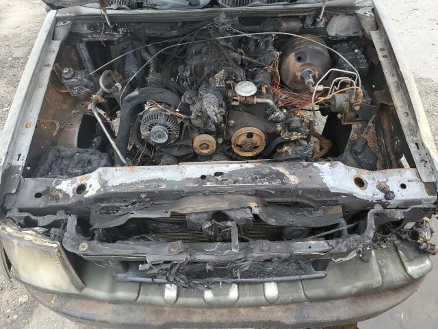Photo 11 from auction – 2002 FORD EXPLORER S with VIN 1FMZU77E12UB26624