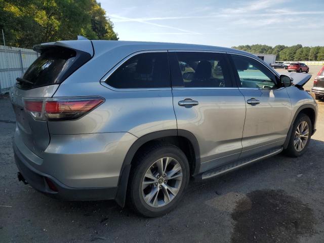 Photo 3 from auction – 2016 TOYOTA HIGHLANDER with VIN 5TDZKRFHXGS154810