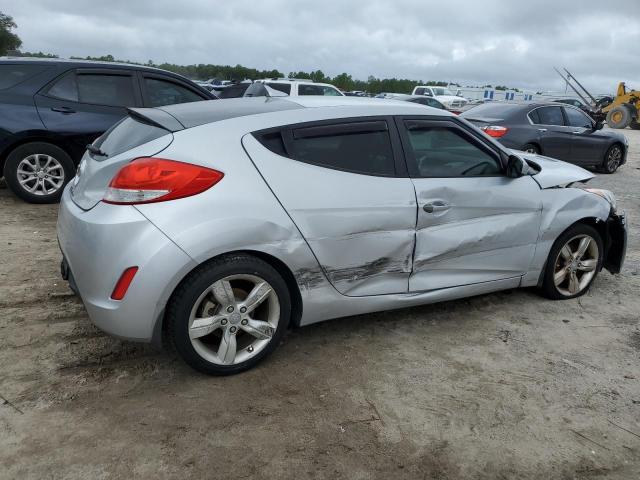 Photo 3 from auction – 2013 HYUNDAI VELOSTER with VIN KMHTC6AD5DU150401