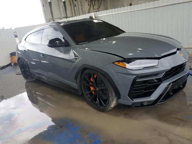 Photo 4 from auction – 2022 LAMBORGHINI URUS with VIN ZPBUA1ZL8NLA16768
